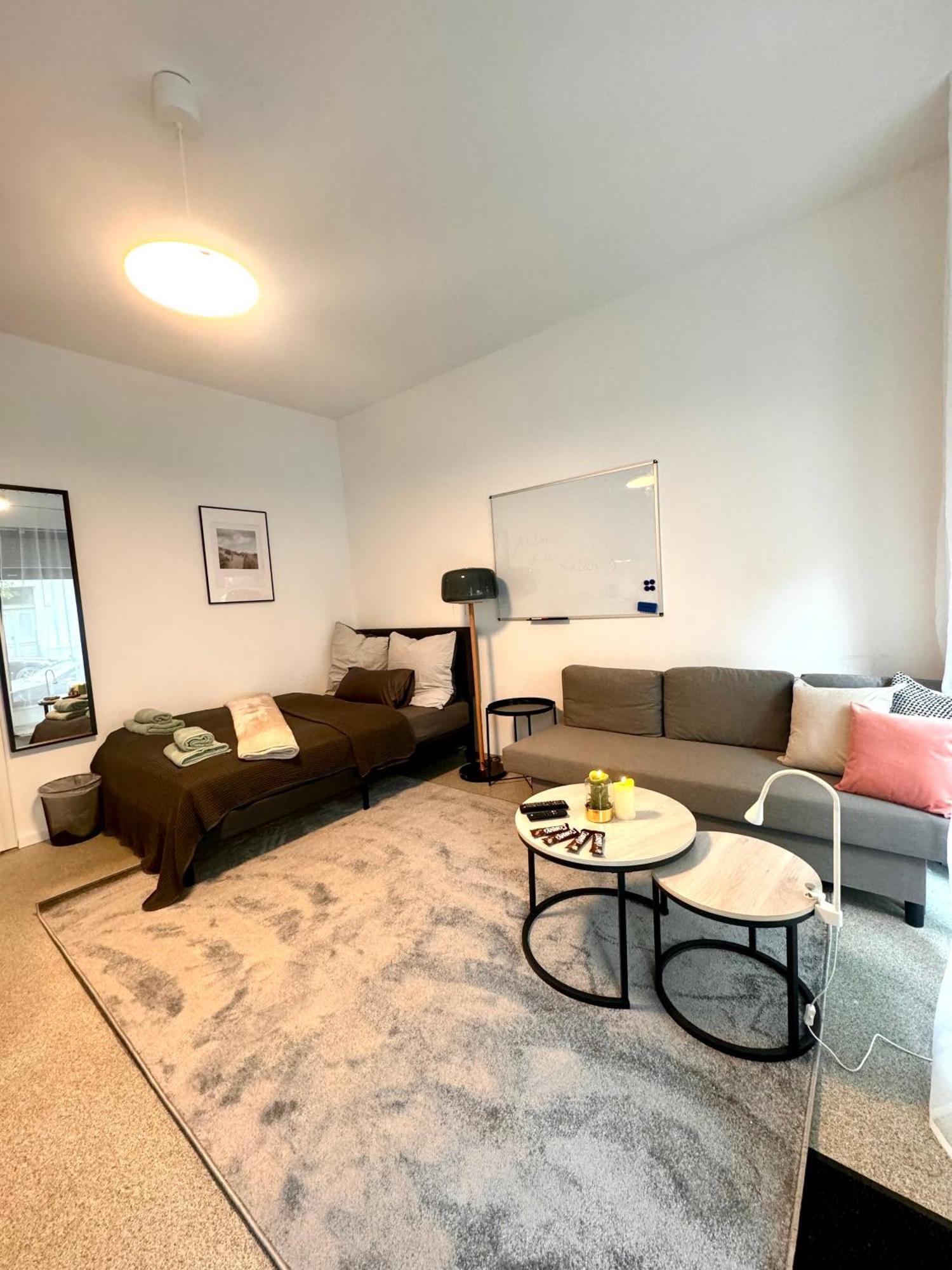 Red Stone Apartments Central Берлин Экстерьер фото